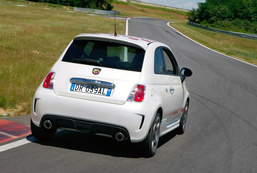  Abarth 500 2008 года  (WW) (фото 35 из 51)